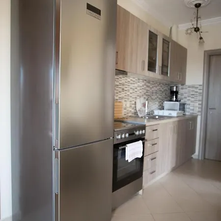 Nikorina Apts Лефкада