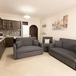 Nikorina Apts *