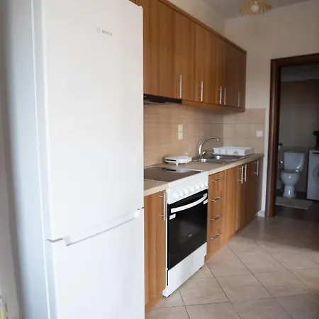 Nikorina Apts Apartament *