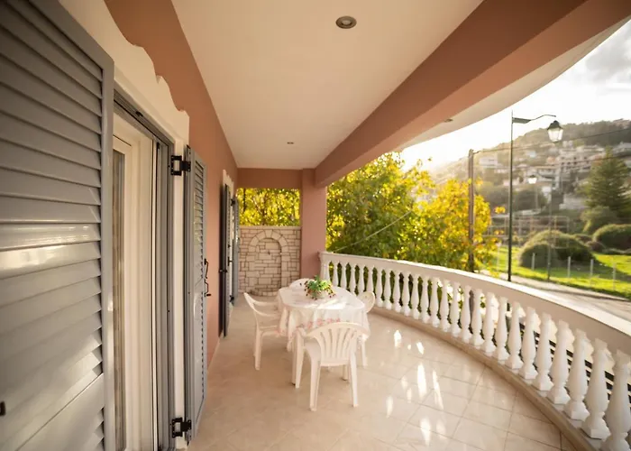 Appartement Nikorina Apts *