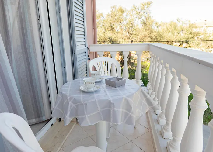 Nikorina Apts Lefkáda